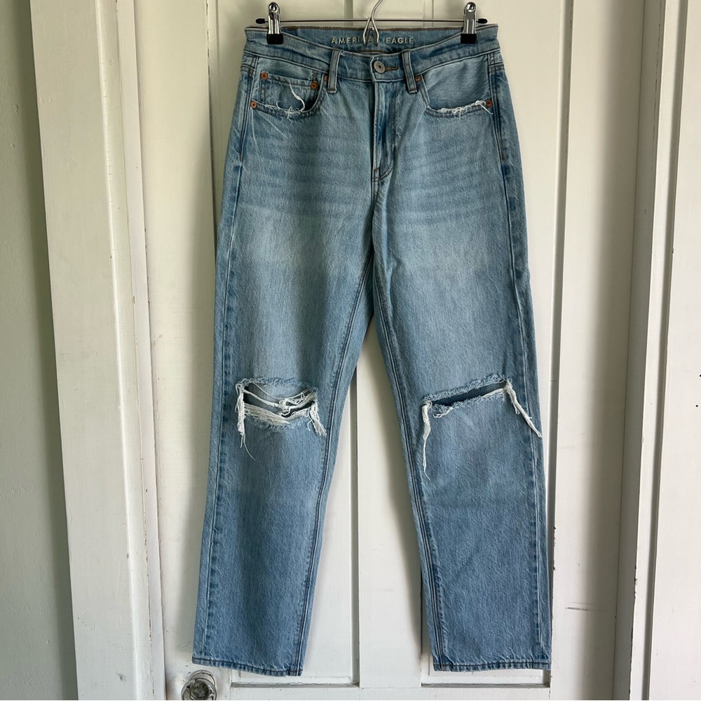 American Eagle 🦅 90’s Straight Leg Jeans